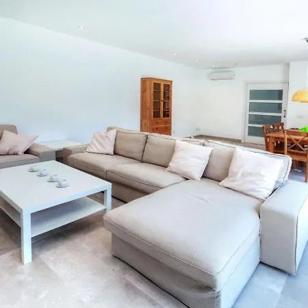 Сasa de vacaciones Avets By Interhome *